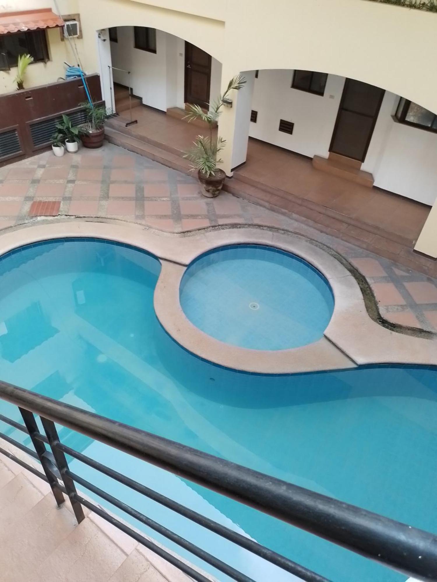 722 Metropolis Tower Hotel Bantud Hacienda Exterior foto